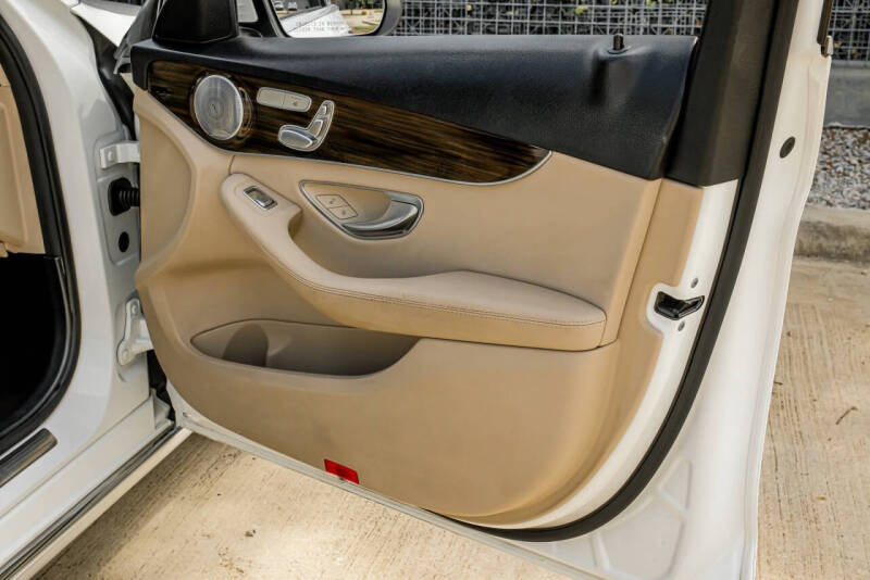 2018 Mercedes-Benz C-Class C 300