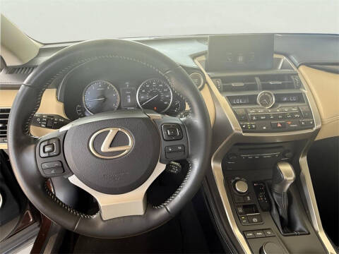 2016 Lexus NX 200t