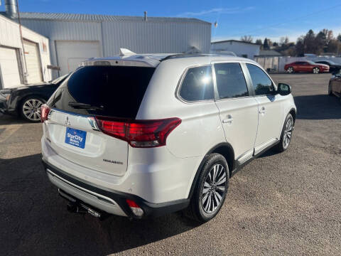 2019 Mitsubishi Outlander ES