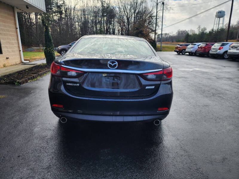 2015 Mazda MAZDA6 i Touring photo 4