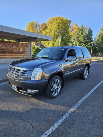 2011 Cadillac Escalade for sale at RICKIES AUTO, LLC. in Portland OR