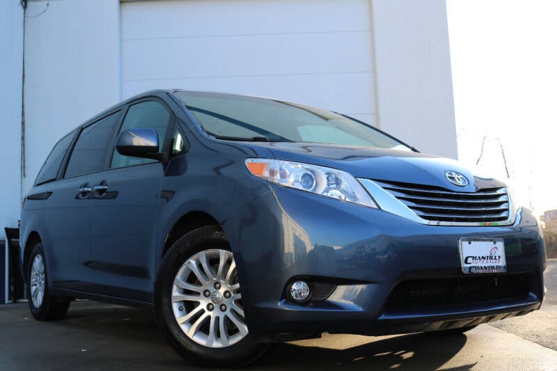 2015 Toyota Sienna for sale at Chantilly Auto Sales in Chantilly VA