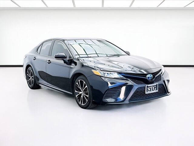 2018 Toyota Camry Hybrid SE