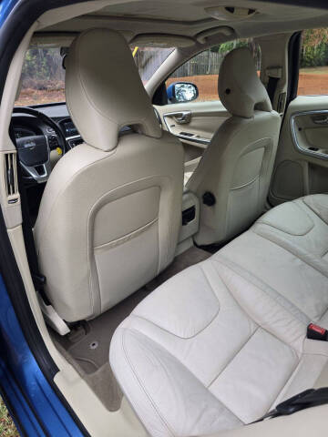 2014 Volvo S60 T5 Platinum