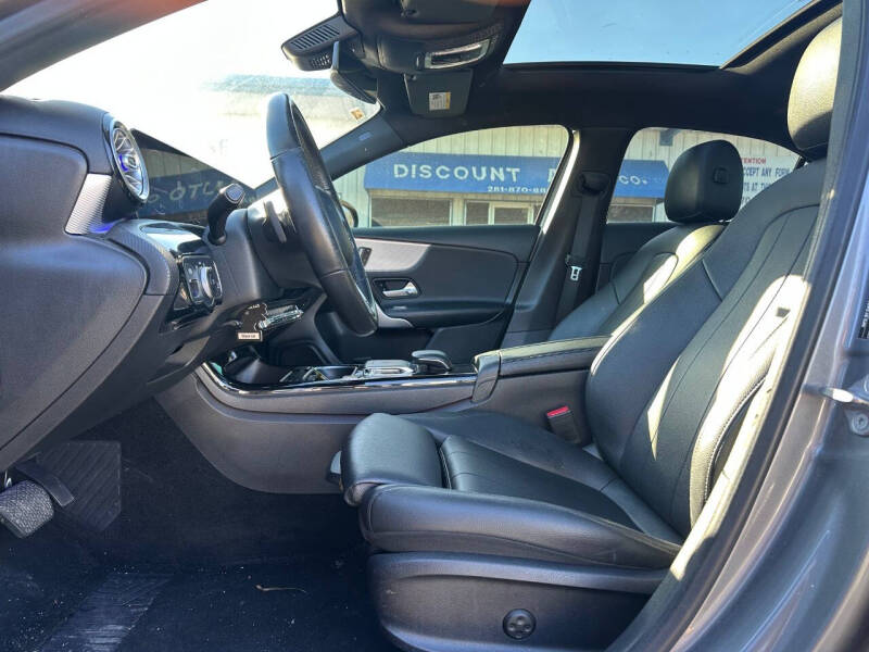 2019 Mercedes-Benz A-Class A 220