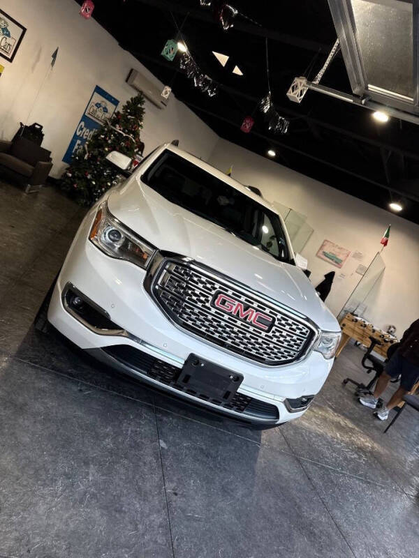 2018 GMC Acadia Denali