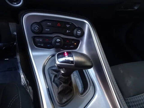 2019 Dodge Challenger SXT