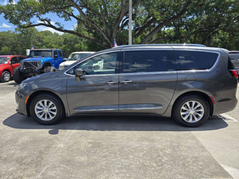2018 Chrysler Pacifica Touring L