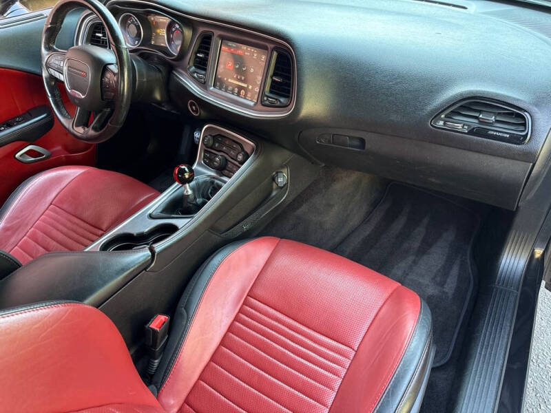 2016 Dodge Challenger R/T