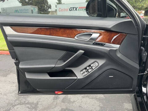 2011 Porsche Panamera Turbo