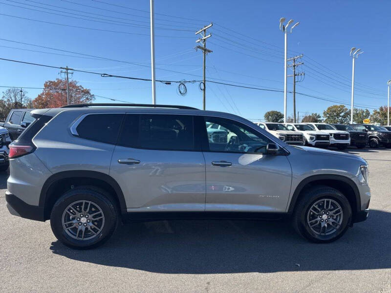 2025 GMC Acadia Elevation