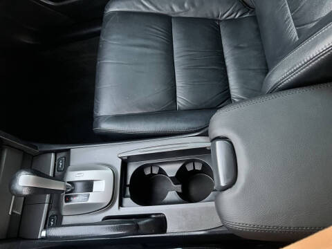 2012 Honda Accord EX-L V6 w/Navi