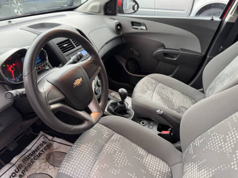 2012 Chevrolet Sonic LS