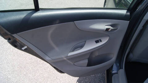 2012 Toyota Corolla LE