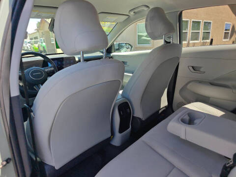 2025 Hyundai Kona SEL