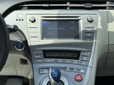 2013 Toyota Prius Two