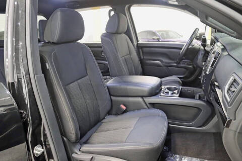 2018 Nissan Titan SV