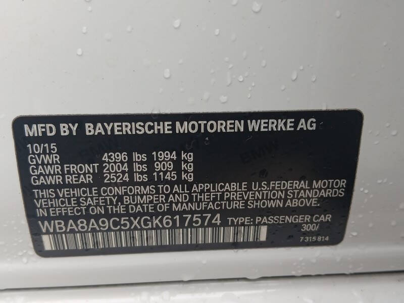 2016 BMW 3 Series 320i