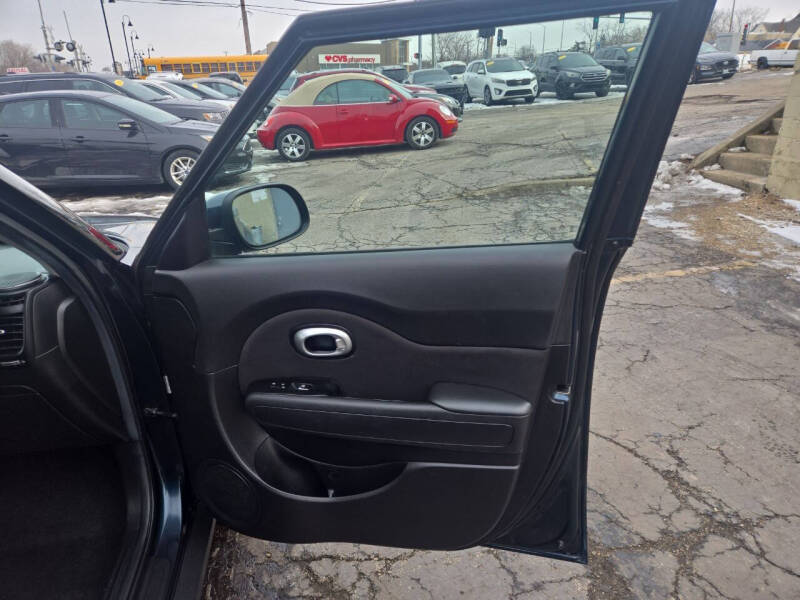 2019 Kia Soul +
