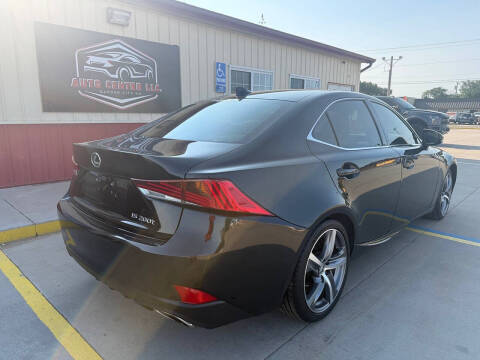 2017 Lexus IS 200t
