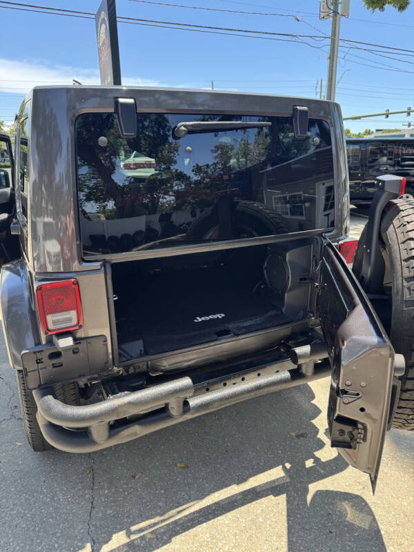 2014 Jeep Wrangler Unlimited Sahara
