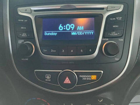 2016 Hyundai Accent SE