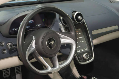 2023 McLaren GT