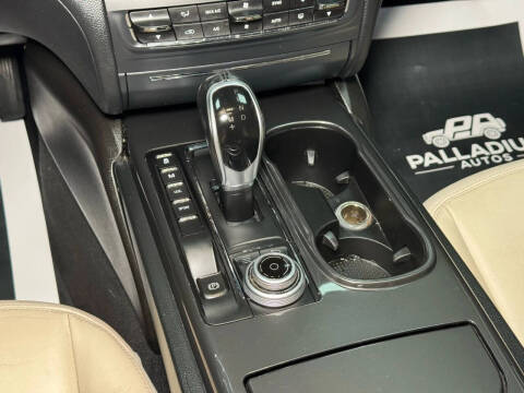 2017 Maserati Ghibli