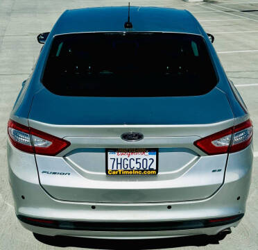 2015 Ford Fusion SE