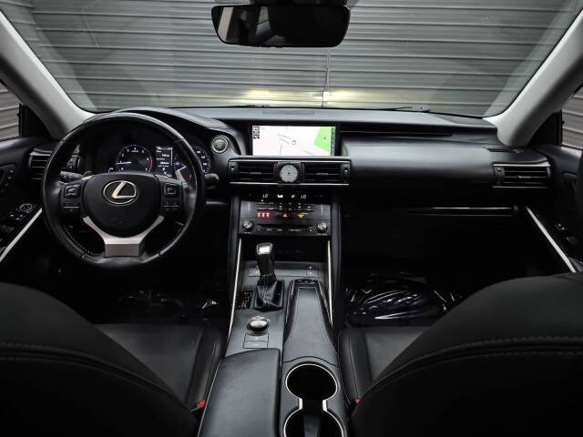 2018 Lexus IS 300
