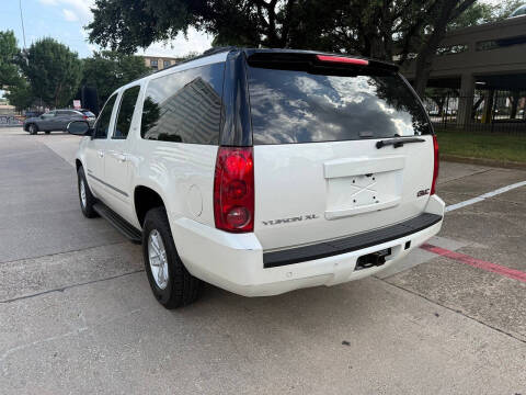 2013 GMC Yukon XL SLT