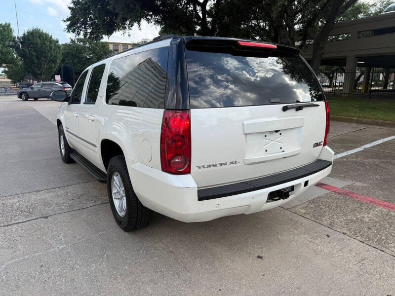 2013 GMC Yukon XL SLT