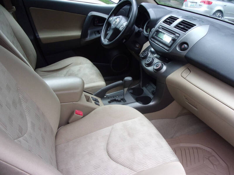 Image 10 of 2012 Toyota RAV4