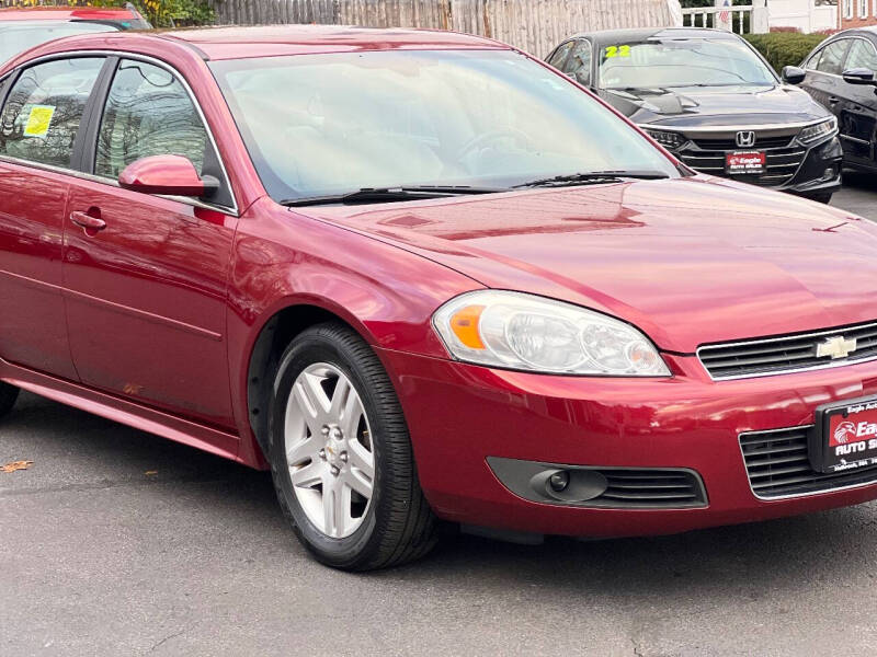 2011 Chevrolet Impala LT photo 10