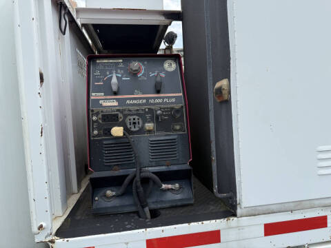 2011 Freightliner M2 106