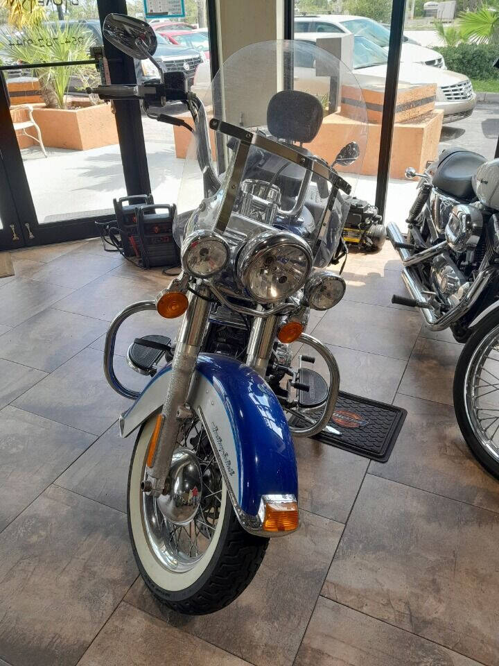 2009 HARLEY DAVIDSON Heritage Softail Classic SUV / Crossover - $8,950