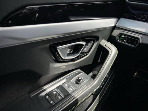 2022 Lamborghini Urus