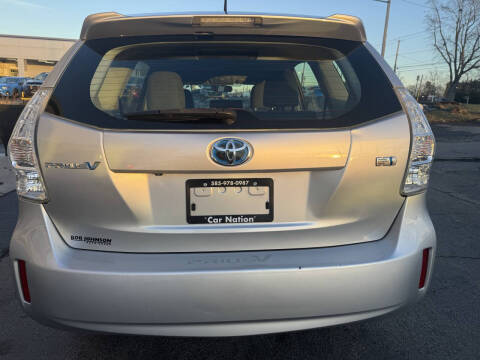 2012 Toyota Prius v Five