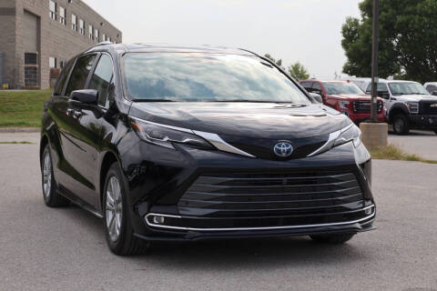 2021 Toyota Sienna Platinum 7-Passenger