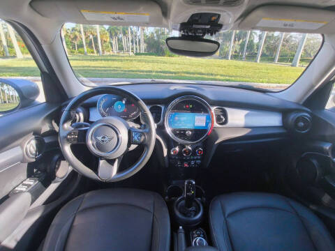 2023 MINI Hardtop 4 Door Cooper