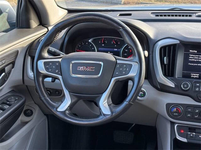 2022 GMC Terrain SLT