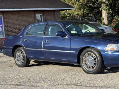 2008 Lincoln Town Car Signature Limited