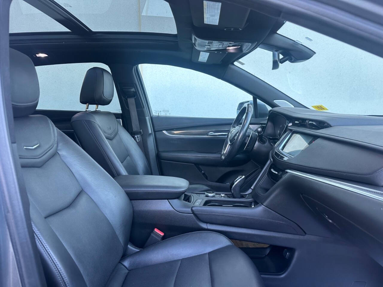 2020 Cadillac XT5 for sale at Phoenix Motor Co in Romulus, MI