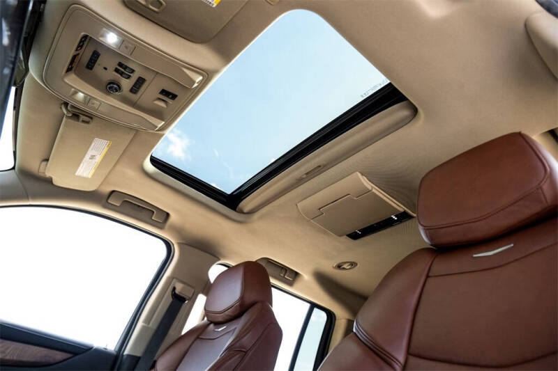 2020 Cadillac Escalade ESV Premium Luxury