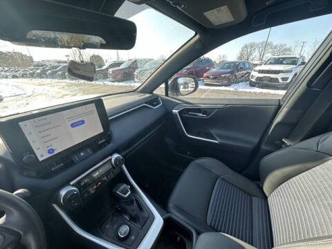 2025 Toyota RAV4 Hybrid XSE