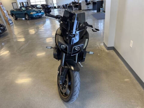 2020 Yamaha MT-10