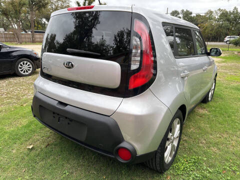 2014 Kia Soul +