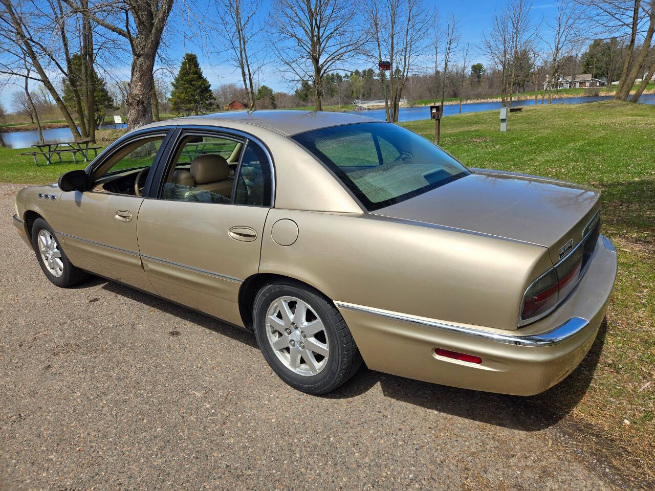 2005 Buick Park Avenue 2