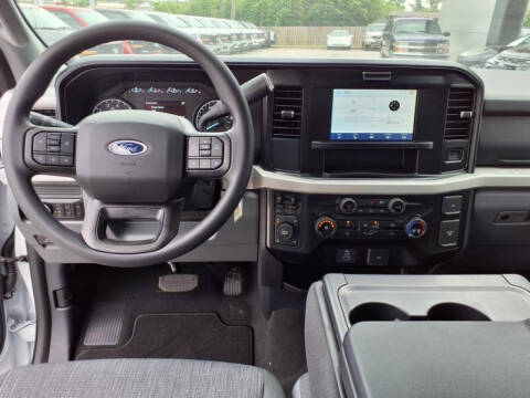 2025 Ford F-350 Super Duty XLT