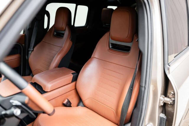 2025 Land Rover Defender